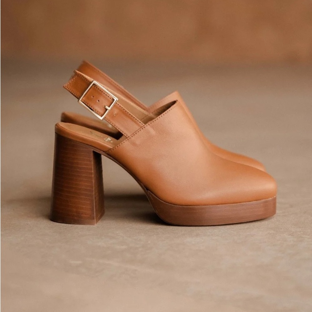 Bobbies Paris Savannah Leather Platform Mule sz 38